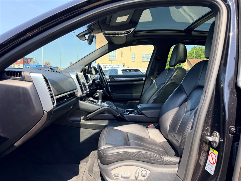 Used Porsche Cayenne