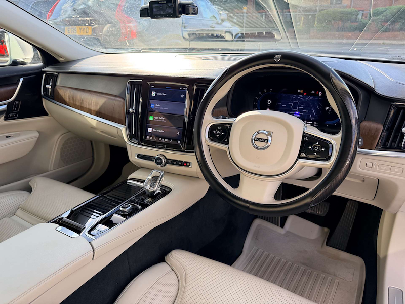 Used Volvo V90