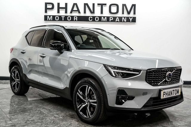 2023 Volvo XC40