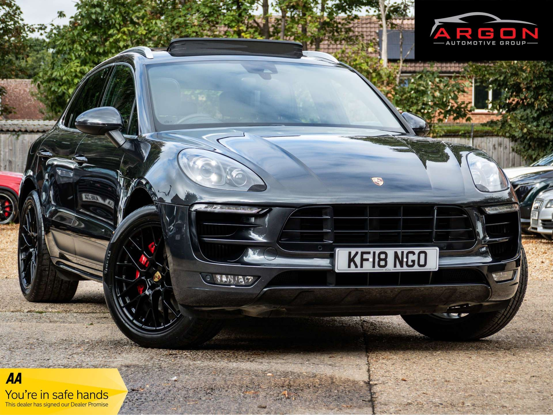 2018 Porsche Macan