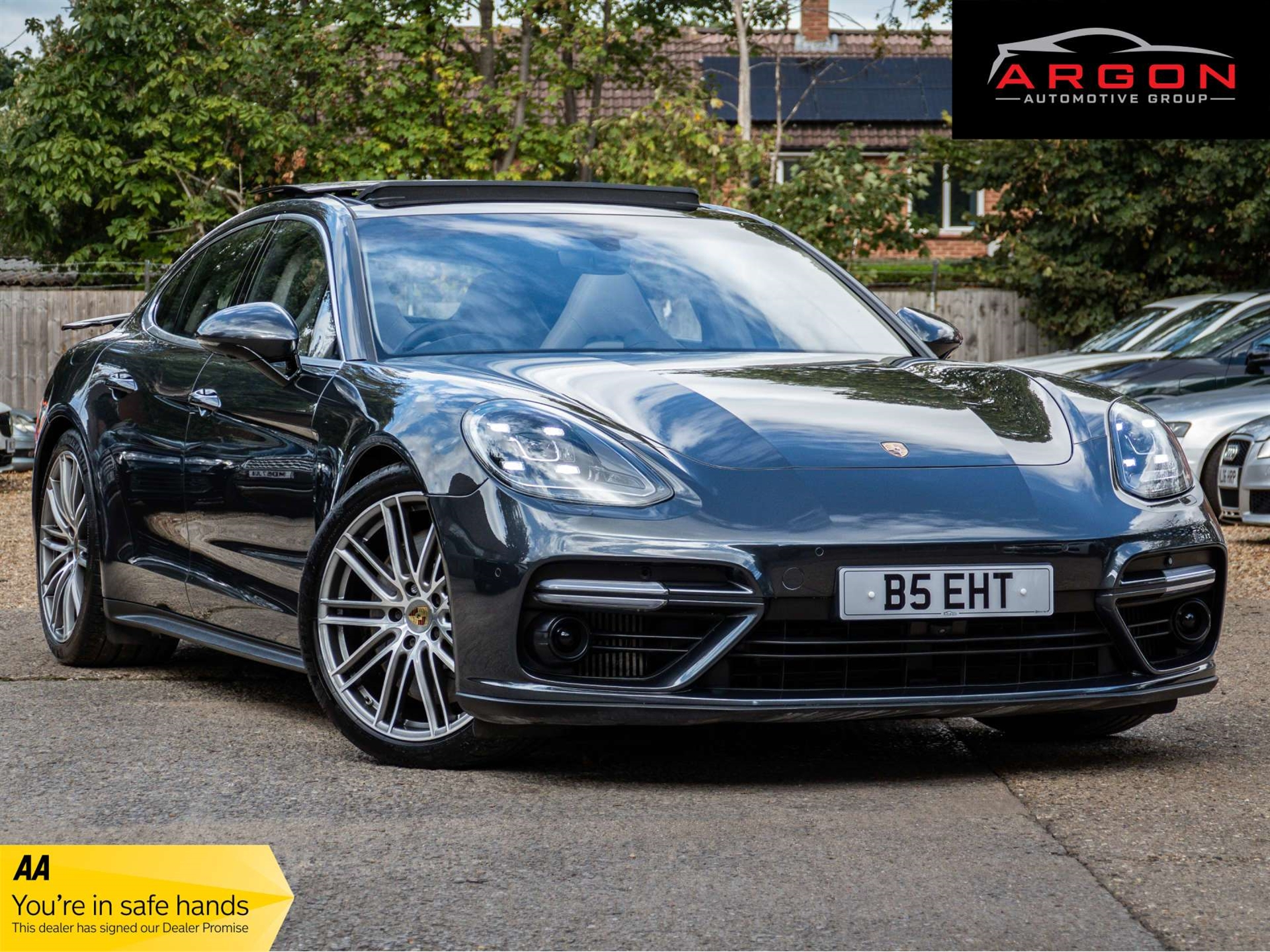 2016 Porsche Panamera