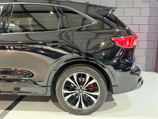 Used Ford Kuga from One Automotive