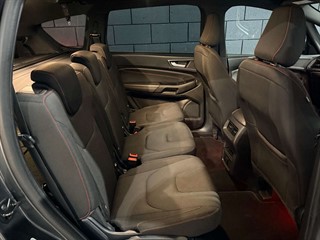 Used Ford S-Max from One Automotive