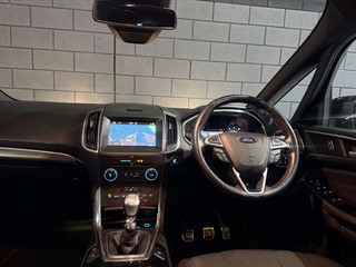 Used Ford S-Max from One Automotive