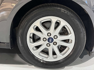 Used Ford Tourneo Connect from One Automotive