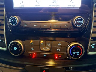 Used Ford Transit Custom from One Automotive