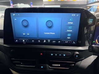 Used Ford Transit Custom from One Automotive