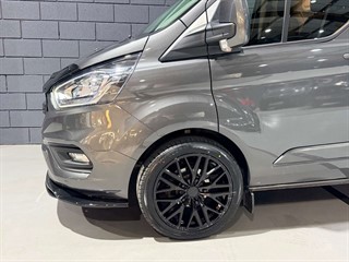 Used Ford Transit Custom from One Automotive