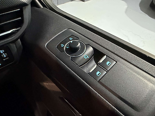 Used Ford Transit Custom from One Automotive