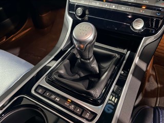 Used Jaguar XE from One Automotive