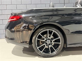 Used Mercedes 300 from One Automotive