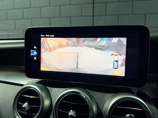 Used Mercedes GLC220d from One Automotive