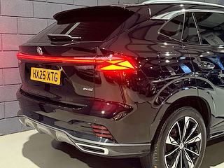 Used MG MG HS from One Automotive
