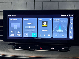 Used MG MG HS from One Automotive