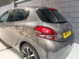 Used Peugeot 208 from One Automotive