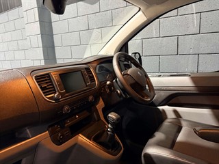 Used Peugeot Expert from One Automotive