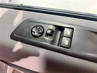 Used Peugeot Expert from One Automotive