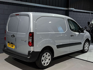 Used Peugeot Partner from One Automotive