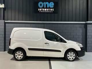 Used Peugeot Partner from One Automotive