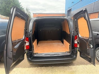 Used Peugeot Partner from One Automotive