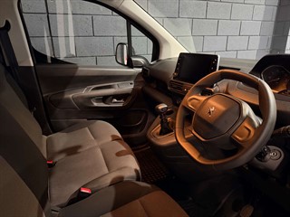 Used Peugeot Partner from One Automotive