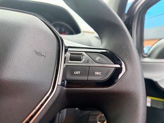 Used Peugeot Partner from One Automotive