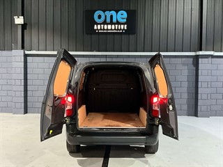 Used Peugeot Partner from One Automotive