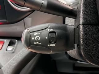 Used Peugeot Partner from One Automotive