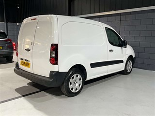 Used Peugeot Partner from One Automotive