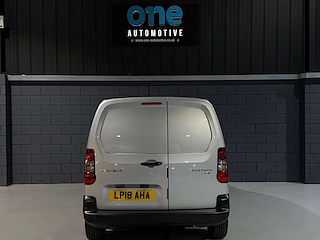 Used Peugeot Partner from One Automotive