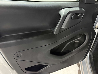 Used Peugeot Partner from One Automotive