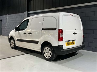 Used Peugeot Partner from One Automotive