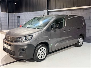 Used Peugeot Partner from One Automotive