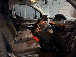 Used Peugeot Partner from One Automotive