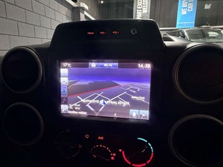Used Peugeot Partner from One Automotive