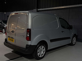Used Peugeot Partner from One Automotive