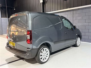 Used Peugeot Partner from One Automotive
