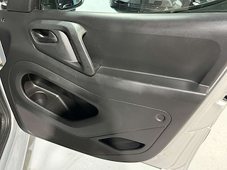Used Peugeot Partner from One Automotive