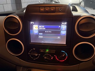 Used Peugeot Partner from One Automotive