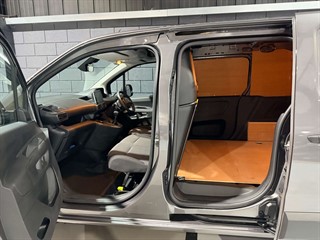 Used Peugeot Partner from One Automotive