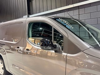 Used Peugeot Partner from One Automotive