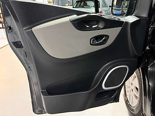 Used Renault Trafic from One Automotive