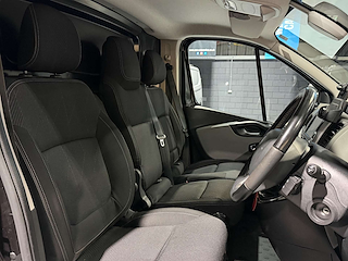Used Renault Trafic from One Automotive
