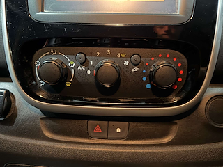 Used Renault Trafic from One Automotive