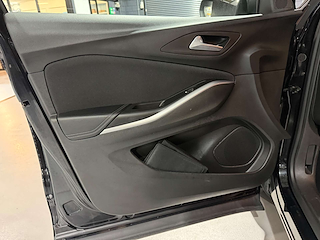 Used Vauxhall Grandland X from One Automotive