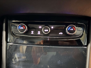 Used Vauxhall Grandland X from One Automotive