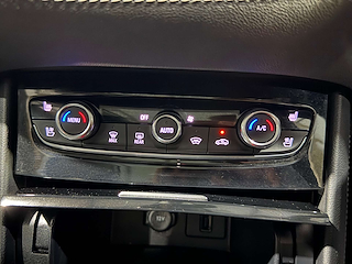 Used Vauxhall Grandland X from One Automotive