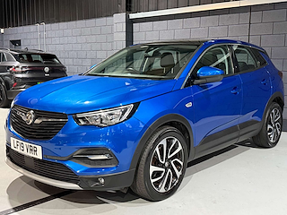 Used Vauxhall Grandland X from One Automotive
