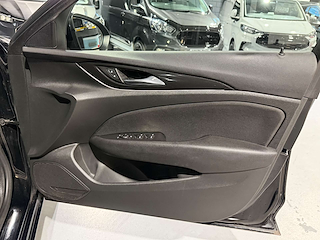 Used Vauxhall Insignia from One Automotive