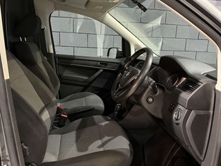 Used Volkswagen Caddy from One Automotive